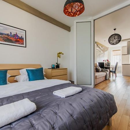 Dworzec Centralny P&O Serviced Apartments Варшава Екстер'єр фото