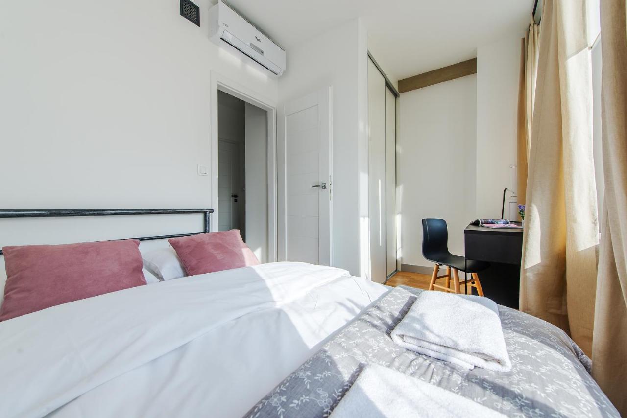 Dworzec Centralny P&O Serviced Apartments Варшава Екстер'єр фото